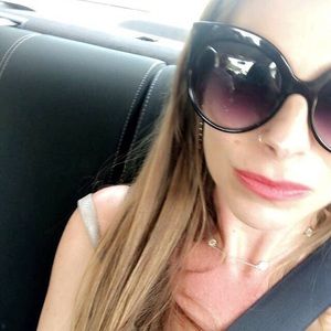 Meet your Posher, Ariana